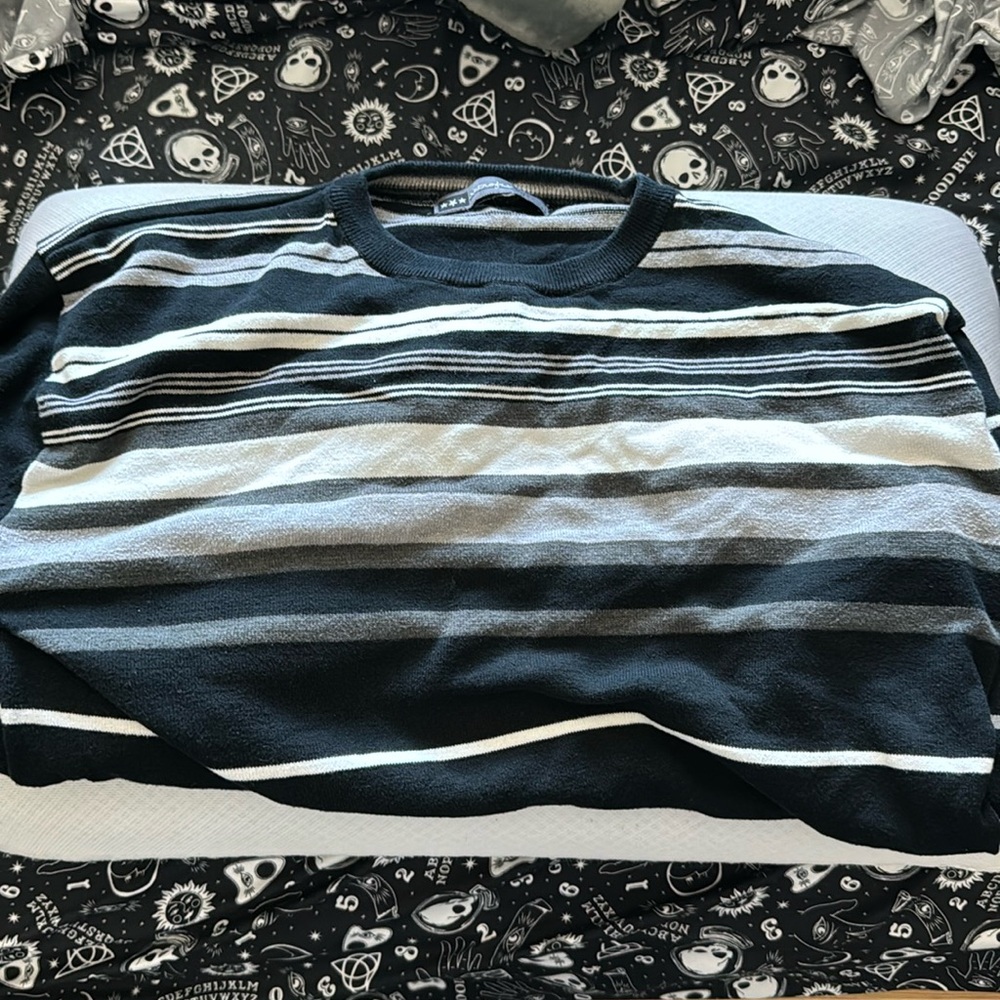 Sweater xl used